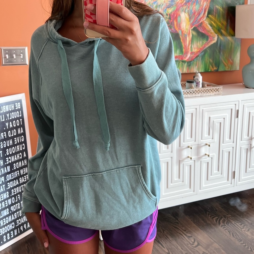 american eagle sweatshirt